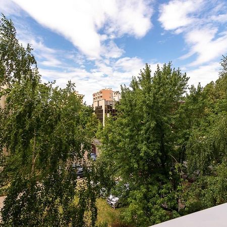 Al Niepodleglosci 75 Варшава Экстерьер фото